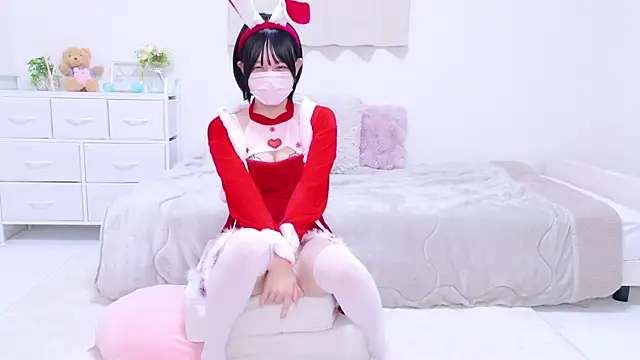 Snapshot of 963_kurumi chatting on 12/25/24, 08:29 963 kurumi online show from 12/25/24, 08:29