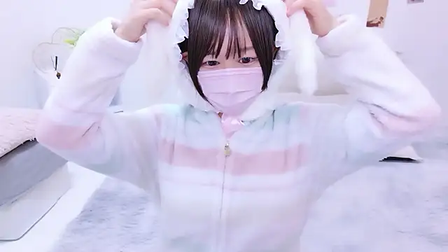 Snapshot of 963_kurumi chatting on 10/25/25, 12:29 963 kurumi online show from 10/25/25, 12:29