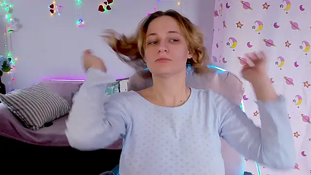 Snapshot of Evelyn_Harper@xh chatting on 03/07/25, 08:23 Evelyn Harperxh online show from 03/07/25, 08:23