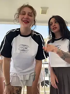 Snapshot of JessiMur chatting on 12/01/25, 02:16 JessiMur online show from 12/01/25, 02:16