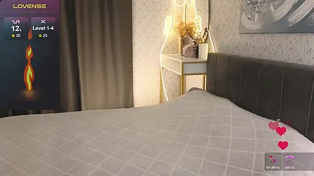 YourSweetDream  online show from 10/18/25, 08:26