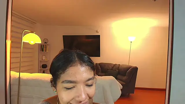 samy jonnes  online show from 10/08/25, 11:02