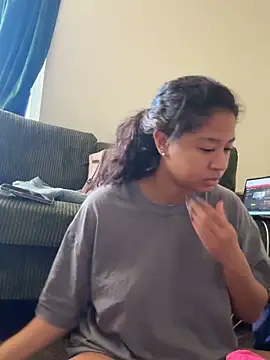 Snapshot of VanessaBling chatting on 10/29/25, 01:46 VanessaBling online show from 10/29/25, 01:46