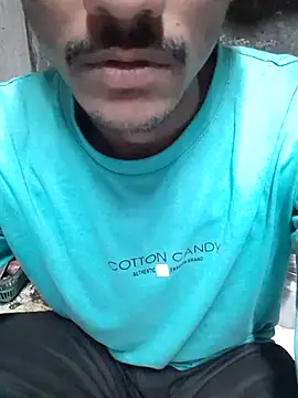 Snapshot of Burhade-- chatting on 10/14/25, 09:15 Burhade-- online show from 10/14/25, 09:15