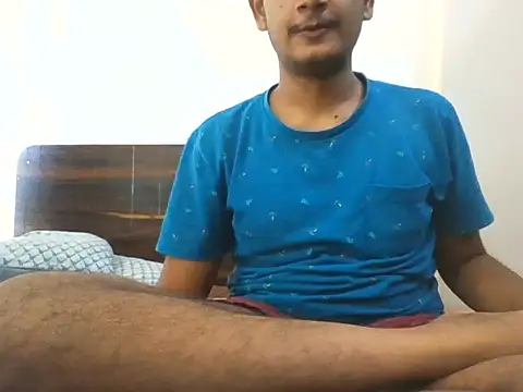 Dusky Aarav online show from 10/15/25, 04:23