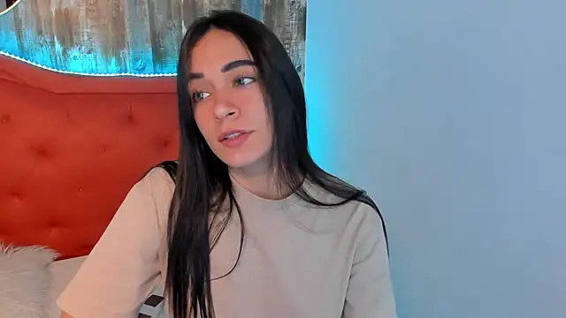 Emma Sophia2 online show from 02/26/25, 05:09