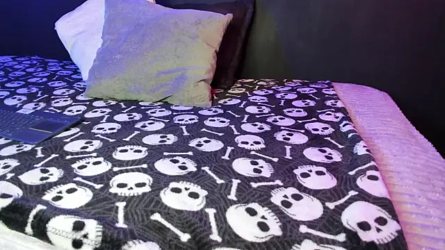 gasaiusagi golden online show from 09/11/25, 07:36