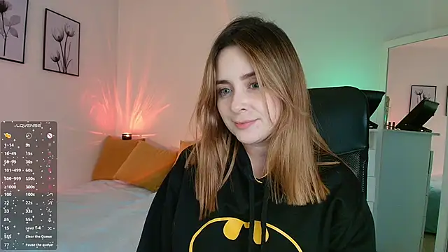 Snapshot of miss_seline chatting on 03/19/25, 12:15 miss seline online show from 03/19/25, 12:15