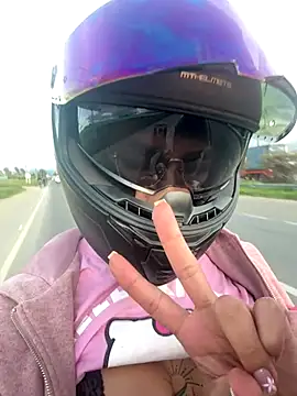 Juana 777 online show from 11/10/25, 10:09