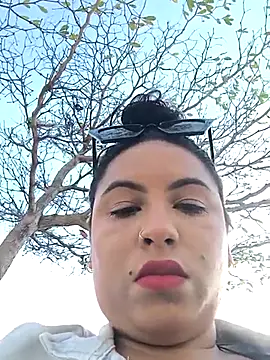 Francesca ferrari online show from 02/13/25, 09:38