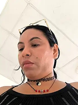 Francesca ferrari online show from 09/12/25, 03:45