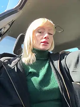 haileyhope  online show from 12/14/24, 10:45