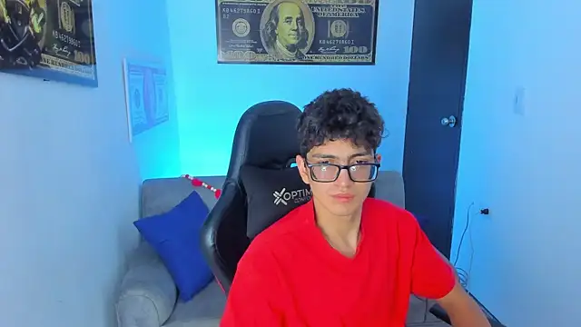 Snapshot of TylerWhite_ chatting on 02/15/25, 06:23 TylerWhite online show from 02/15/25, 06:23