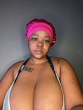 Snapshot of Mandy-101 chatting on 03/20/25, 05:13 Mandy-101 online show from 03/20/25, 05:13