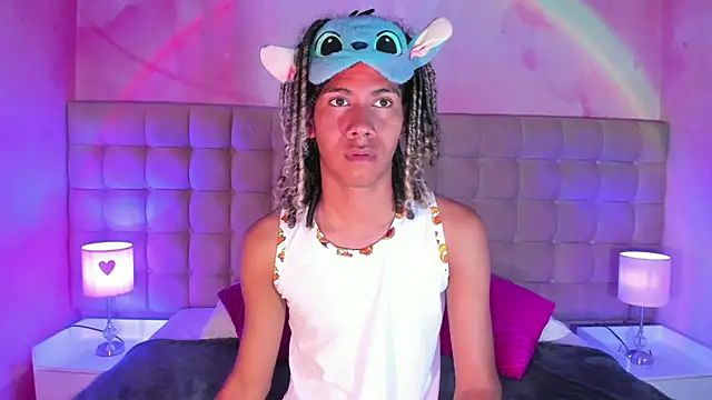 Maxim-Walker online show from 10/08/25, 06:22