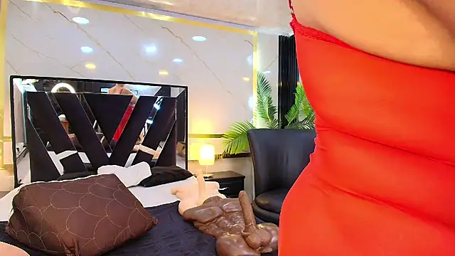 GianellaCox  online show from 01/24/25, 01:25