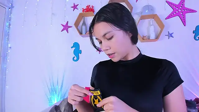 Emiily Parkerr online show from 10/15/25, 03:06