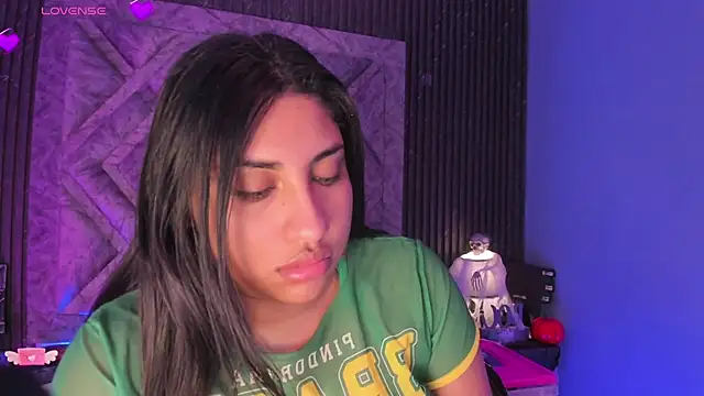 CANDYGABYY online show from 10/22/25, 04:02