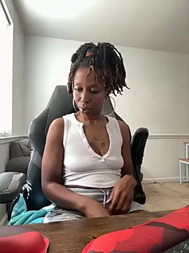 LeyaHoneybuns online show from 11/04/25, 05:23