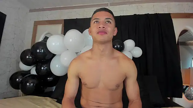 Snapshot of ALAN_SANTHOS chatting on 10/28/25, 05:11 ALAN SANTHOS online show from 10/28/25, 05:11