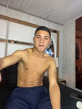 Snapshot of ALAN_SANTHOS chatting on 11/05/25, 04:12 ALAN SANTHOS online show from 11/05/25, 04:12