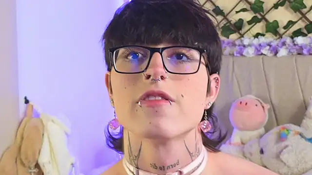 Baby Xian online show from 02/05/25, 01:37