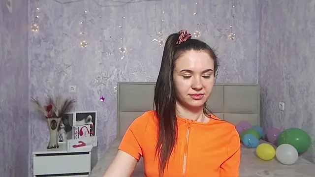 KaraCriegs online show from 01/22/25, 04:44