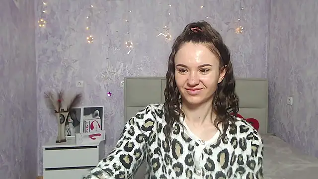 KaraCriegs online show from 01/29/25, 12:43