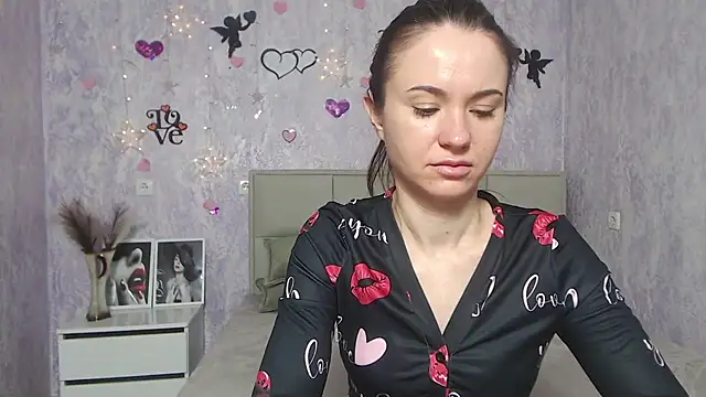 KaraCriegs online show from 02/05/25, 06:37