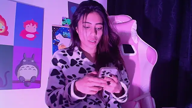 miss onlybaby online show from 11/20/25, 05:18