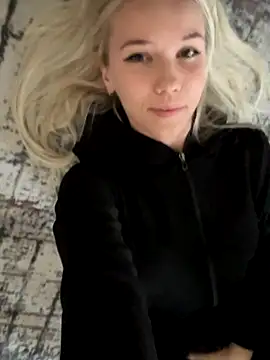 ShhhO O online show from 10/06/25, 06:11