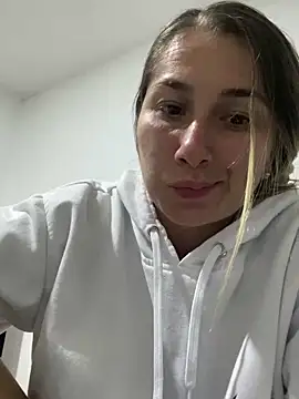 Iris love18 online show from 02/15/25, 01:31