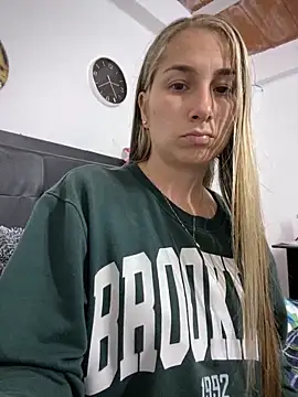 Iris love18 online show from 03/12/25, 07:38