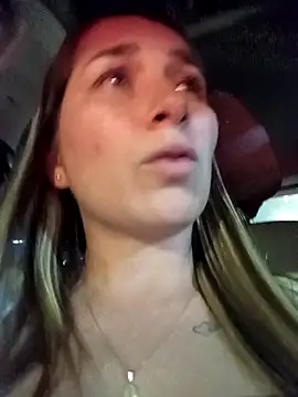 Iris love18 online show from 09/30/25, 11:21