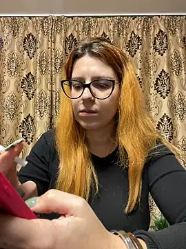 Snapshot of NadiraNoor chatting on 01/25/25, 10:18 NadiraNoor online show from 01/25/25, 10:18