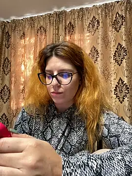 Snapshot of NadiraNoor chatting on 01/26/25, 12:33 NadiraNoor online show from 01/26/25, 12:33