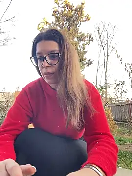 Snapshot of NadiraNoor chatting on 03/07/25, 03:18 NadiraNoor online show from 03/07/25, 03:18