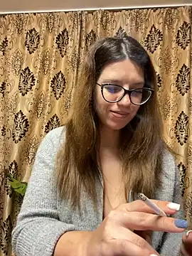 Snapshot of NadiraNoor chatting on 03/12/25, 04:35 NadiraNoor online show from 03/12/25, 04:35