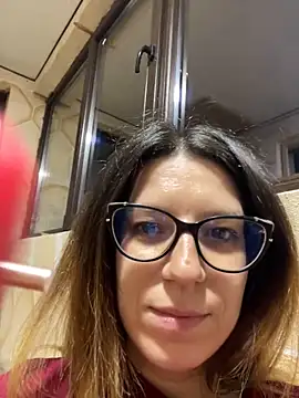 Snapshot of NadiraNoor chatting on 10/10/25, 09:14 NadiraNoor online show from 10/10/25, 09:14