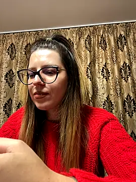 Snapshot of NadiraNoor chatting on 10/26/25, 08:15 NadiraNoor online show from 10/26/25, 08:15