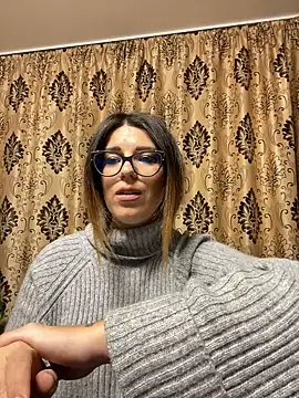 Snapshot of NadiraNoor chatting on 10/28/25, 03:36 NadiraNoor online show from 10/28/25, 03:36