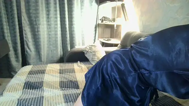 WindChristy online show from 11/04/25, 04:00