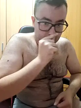 Javier bear online show from 10/20/25, 01:33