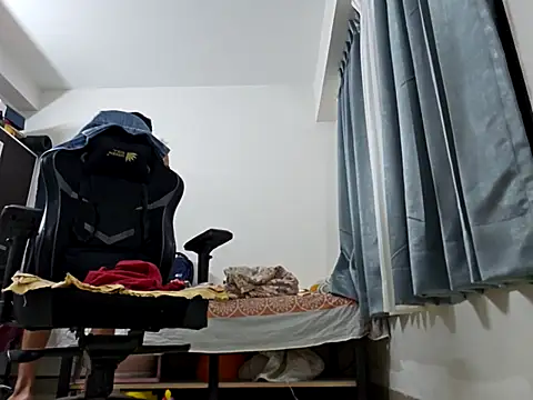 Snapshot of desi_strip_alfa chatting on 02/18/25, 09:09 desi strip alfa online show from 02/18/25, 09:09