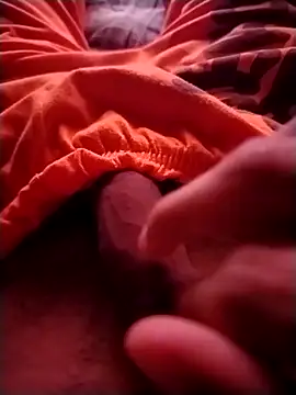 Snapshot of Luiz_097 chatting on 10/07/25, 05:26 Luiz 097 online show from 10/07/25, 05:26