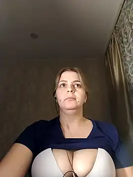 Lady nice cat online show from 02/06/25, 11:43