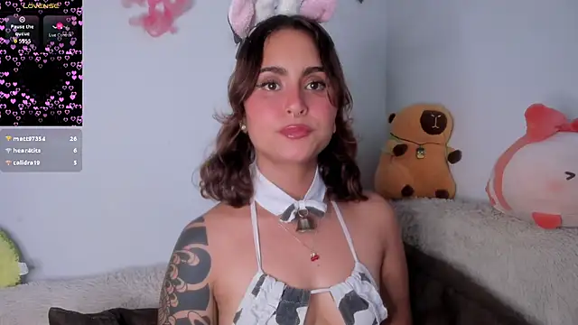 Violette-Ramirez01 online show from 10/23/25, 09:46