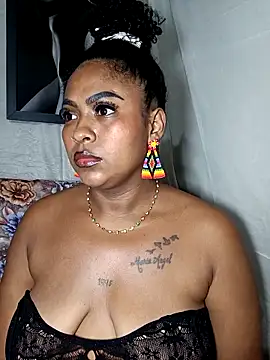 Snapshot of miss-jackson1 chatting on 02/18/25, 03:31 miss-jackson1 online show from 02/18/25, 03:31