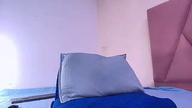 Snapshot of arl_chloee chatting on 09/19/25, 03:08 arl chloee online show from 09/19/25, 03:08