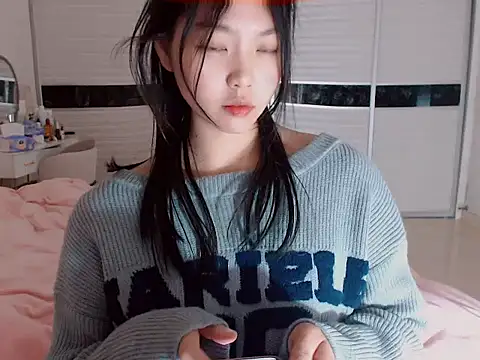 Snapshot of -Lucky_Girl chatting on 01/09/25, 11:25 -Lucky Girl online show from 01/09/25, 11:25